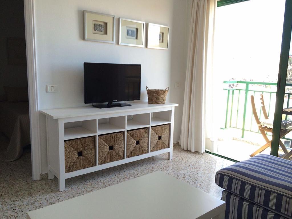 Hola Apartments 14-3 Playa de San Juan  Ngoại thất bức ảnh